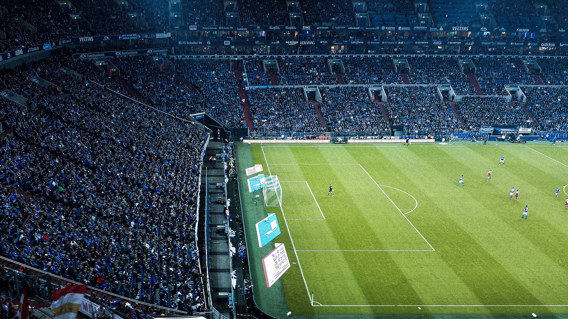 世界杯疯狂表现：运动员的极限挑战